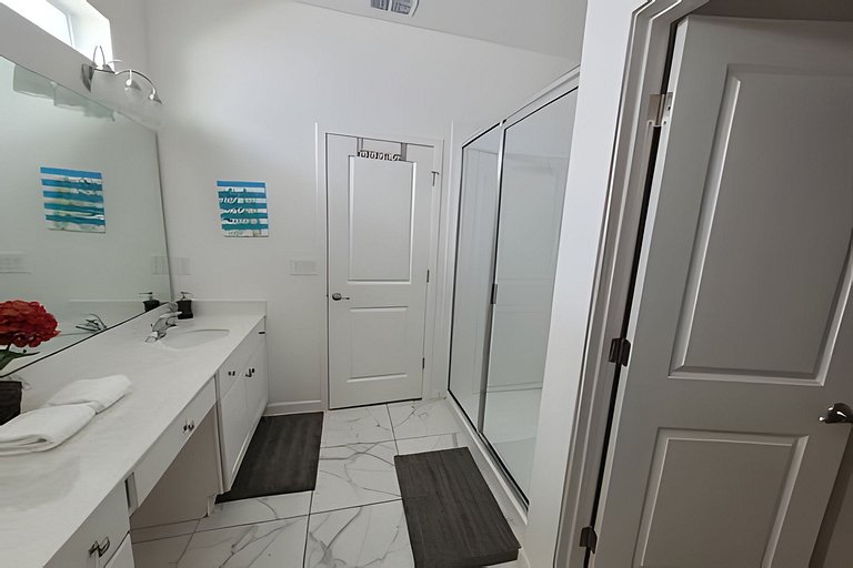 Short Term Vacation Rental Pool Home near Disney & malls