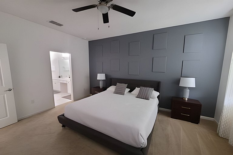 Short Term Vacation Rental Pool Home near Disney & malls