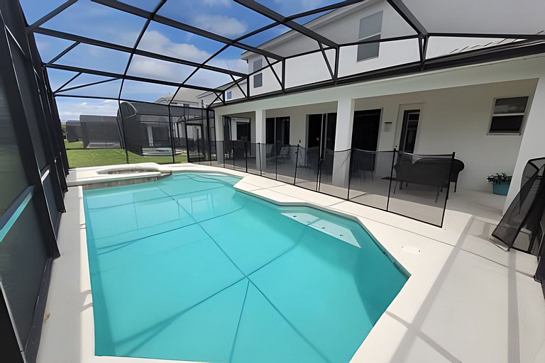 Short Term Vacation Rental Pool Home near Disney & malls