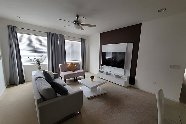 Short Term Vacation Rental Pool Home near Disney & malls