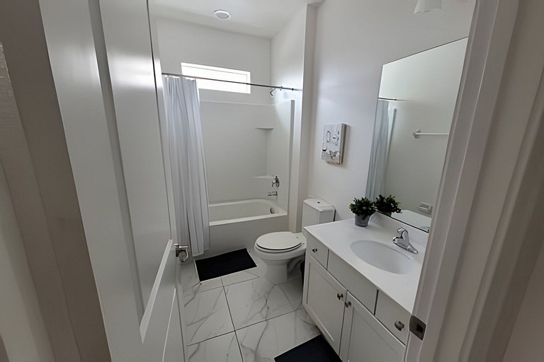 Short Term Vacation Rental Pool Home near Disney & malls