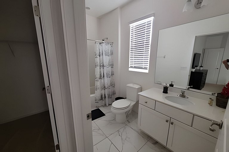 Short Term Vacation Rental Pool Home near Disney & malls