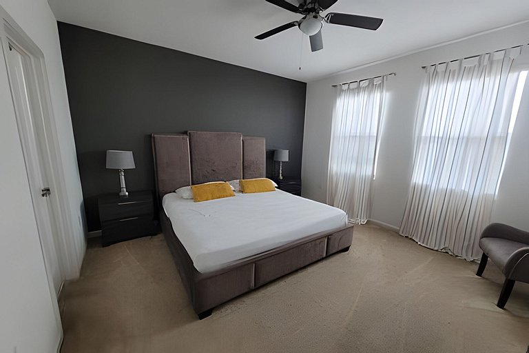 Short Term Vacation Rental Pool Home near Disney & malls
