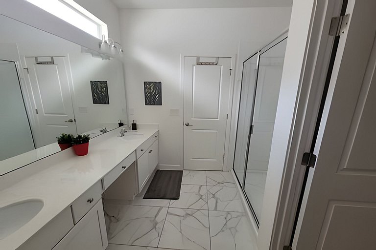 Short Term Vacation Rental Pool Home near Disney & malls