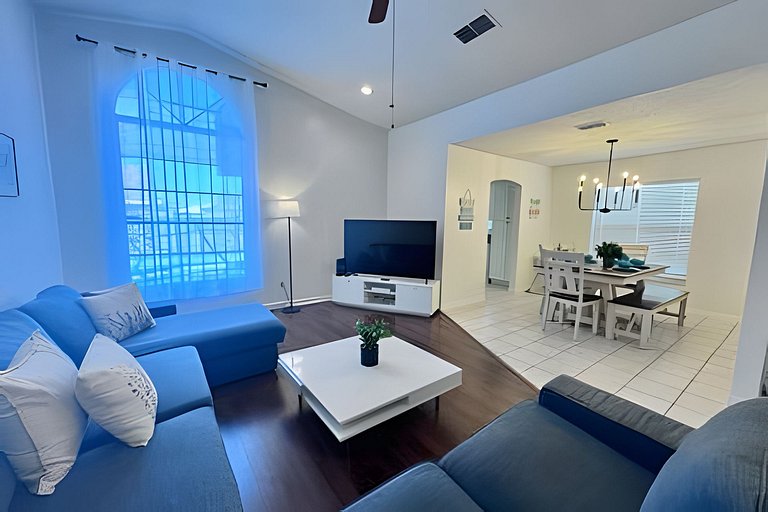 Short Term Vacation Rental Pool Home near Disney & malls