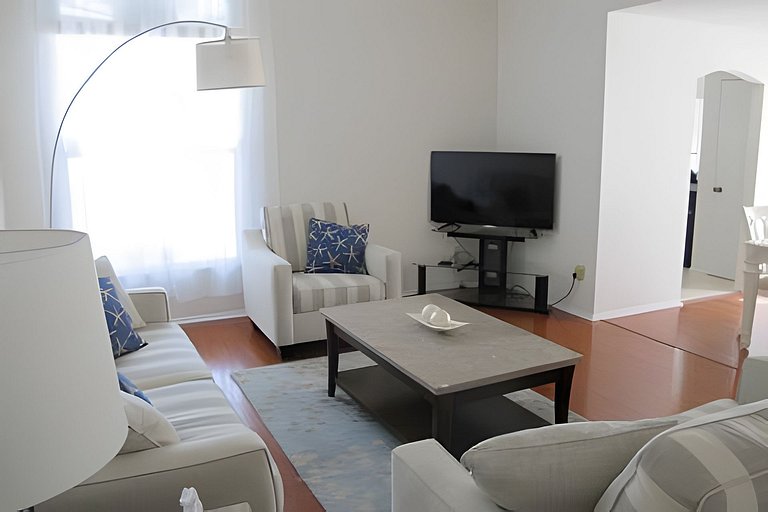 Center Located Short Term Vacation Disney Pool Home & malls