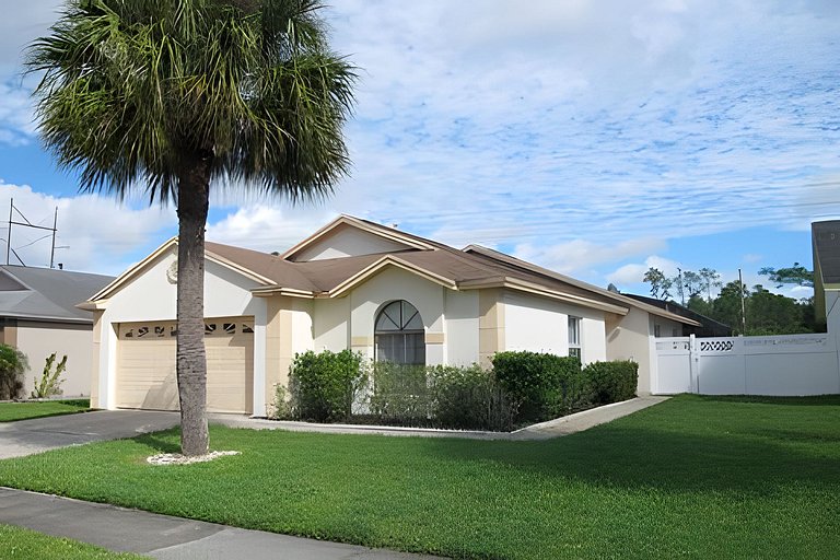 Center Located Short Term Vacation Disney Pool Home & malls
