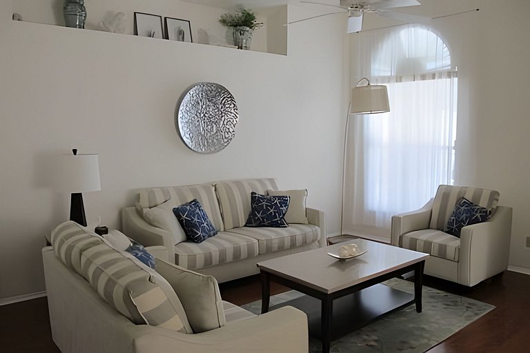 Center Located Short Term Vacation Disney Pool Home & malls