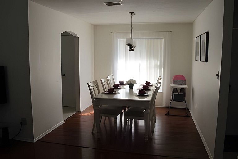 Center Located Short Term Vacation Disney Pool Home & malls