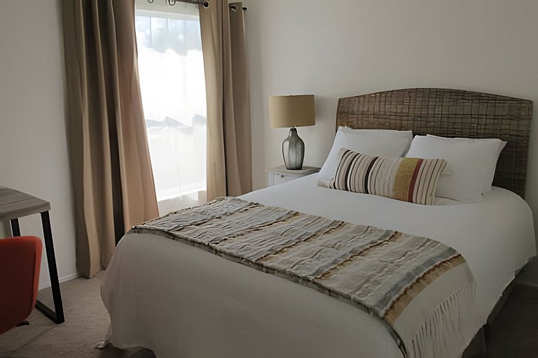 Center Located Short Term Vacation Disney Pool Home & malls