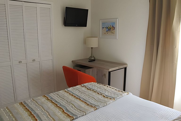 Center Located Short Term Vacation Disney Pool Home & malls