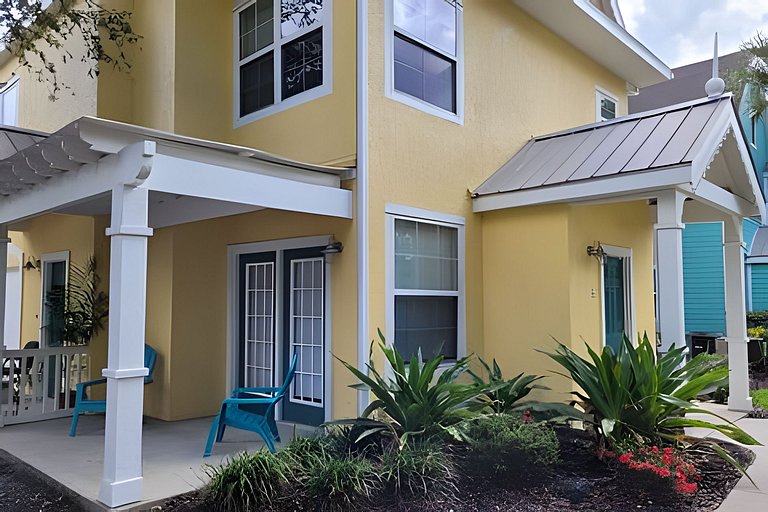 Short Term Vacation Rental Pool Home near Disney & malls
