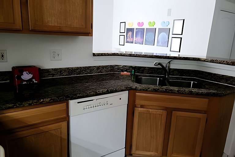 Short Term Vacation Rental Pool Home near Disney & malls