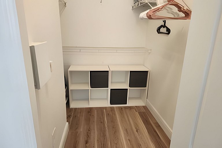 Short Term Vacation Rental Pool Home near Disney & malls