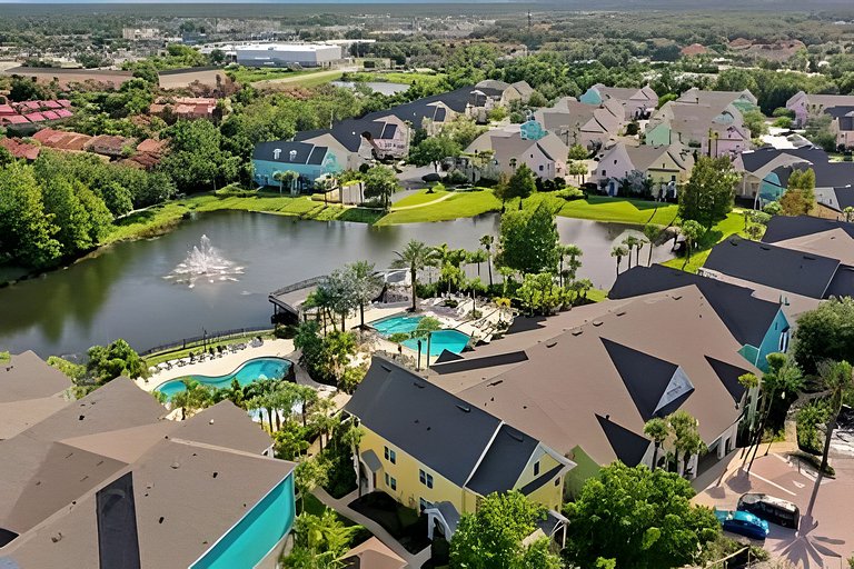 Short Term Vacation Rental Pool Home near Disney & malls