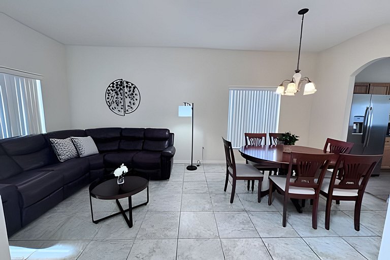 Short Term Vacation Rental Pool Home near Disney & malls