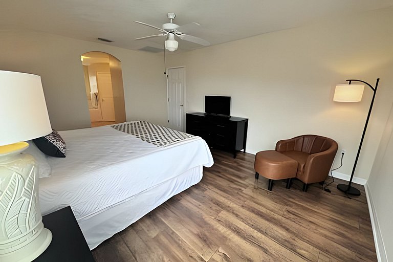 Short Term Vacation Rental Pool Home near Disney & malls