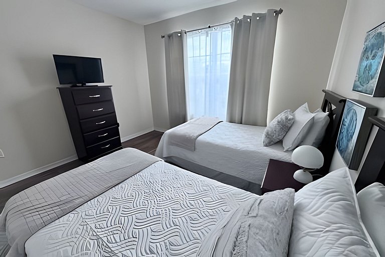 Short Term Vacation Rental Pool Home near Disney & malls