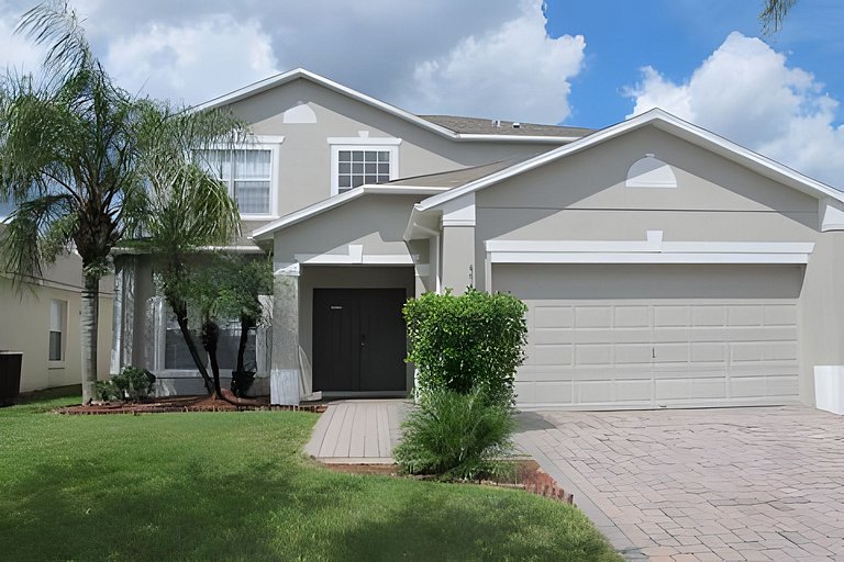 Short Term Vacation Rental Pool Home near Disney & malls