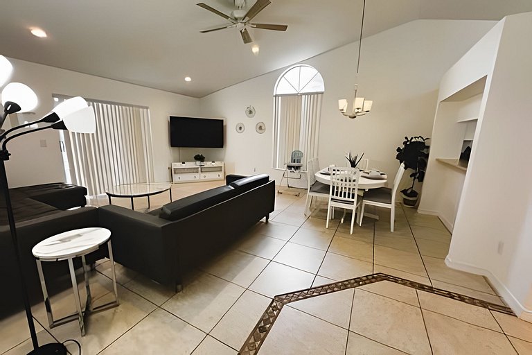 Short Term Vacation Rental Pool Home, Games near Disney