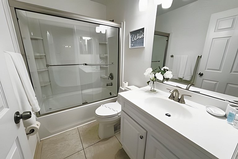Short Term Vacation Rental Pool Home, Games near Disney