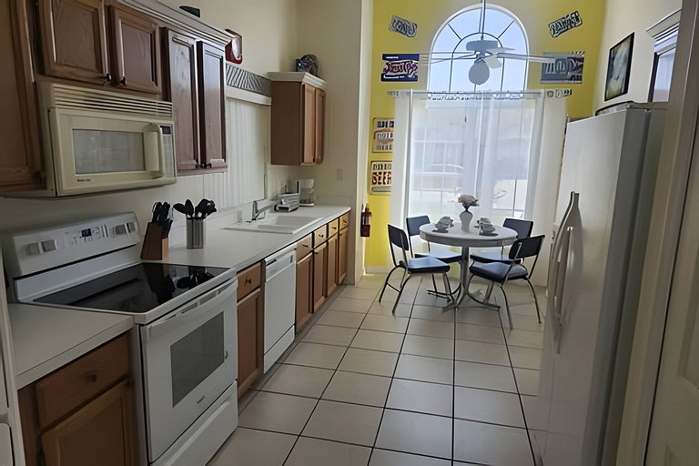 Short Term Vacation Rental Pool Home near Disney & malls