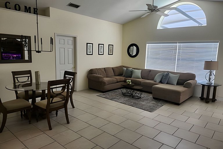 Short Term Vacation Rental Pool Home near Disney & malls