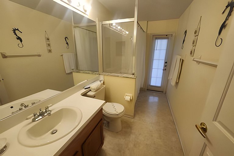Short Term Vacation Rental Pool Home near Disney & malls