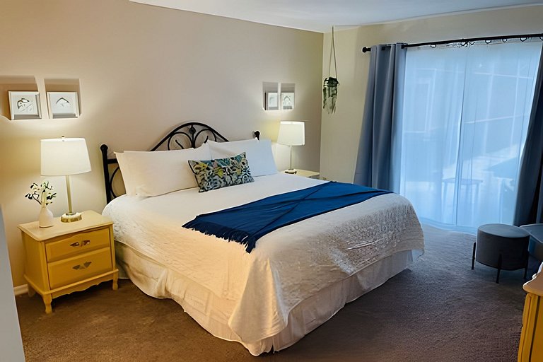 Short Term Vacation Rental Pool Home near Disney & malls