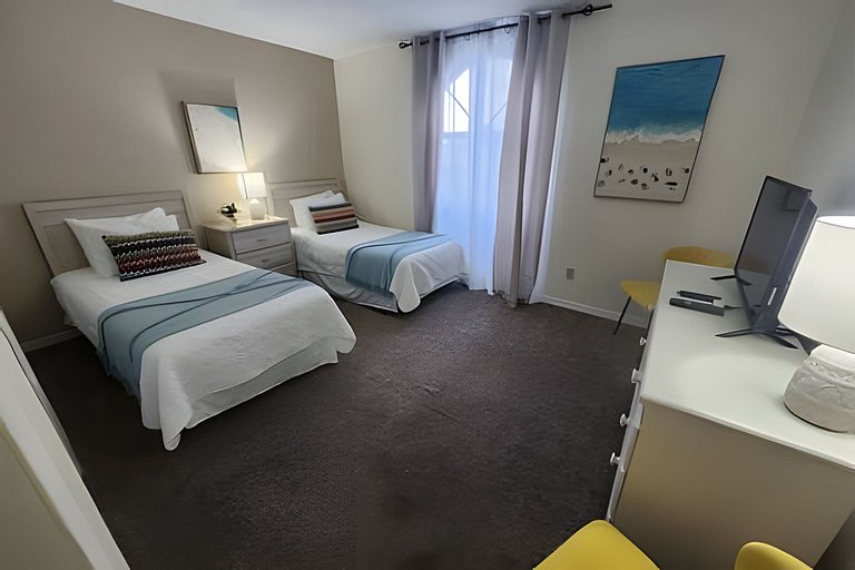 Short Term Vacation Rental Pool Home near Disney & malls