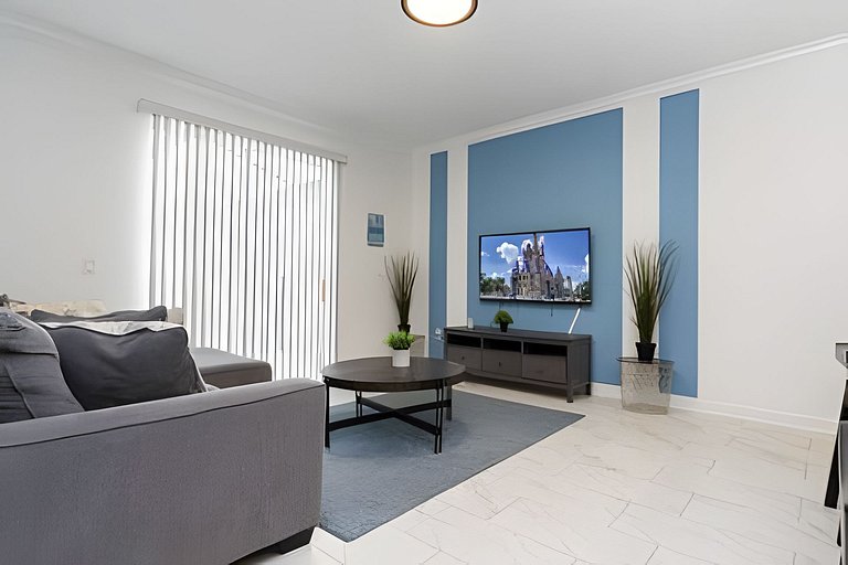 Short Term Vacation Rental Pool Home near Disney & malls