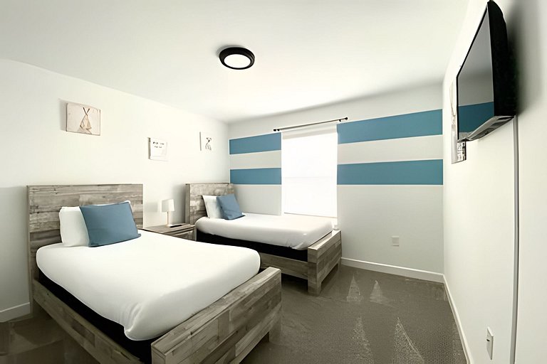 Short Term Vacation Rental Pool Home near Disney & malls