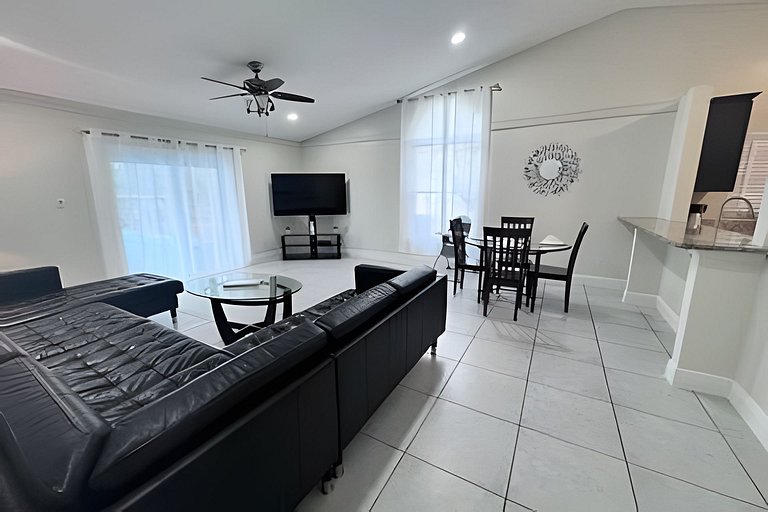 Short Term Vacation Rental Pool Home near Disney & malls