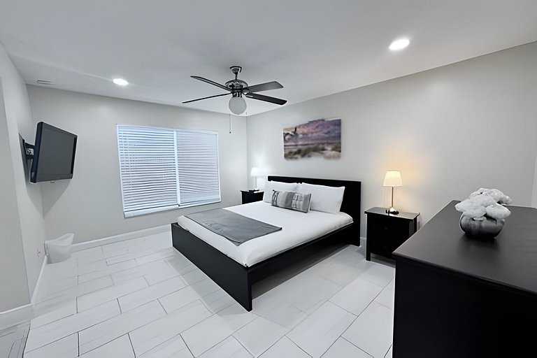 Short Term Vacation Rental Pool Home near Disney & malls