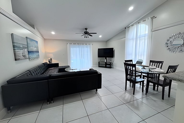 Short Term Vacation Rental Pool Home near Disney & malls