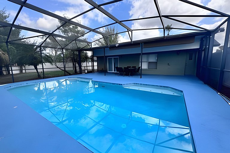 Short Term Vacation Rental Pool Home near Disney & malls
