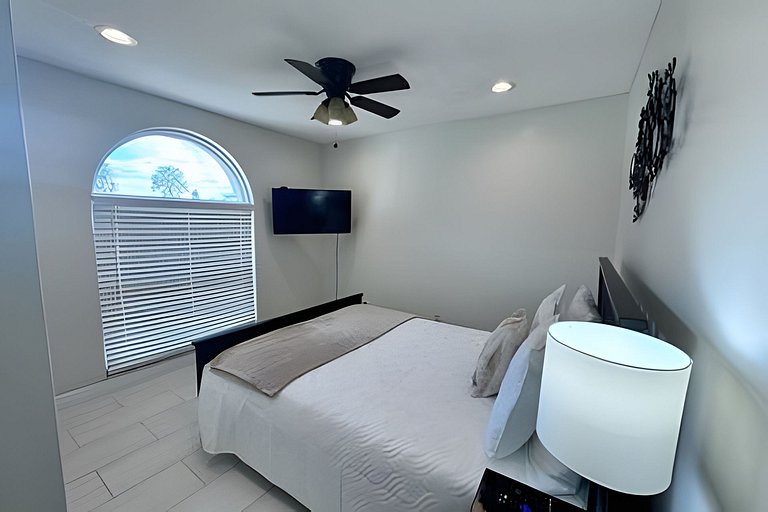 Short Term Vacation Rental Pool Home near Disney & malls