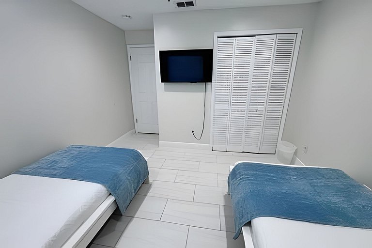 Short Term Vacation Rental Pool Home near Disney & malls