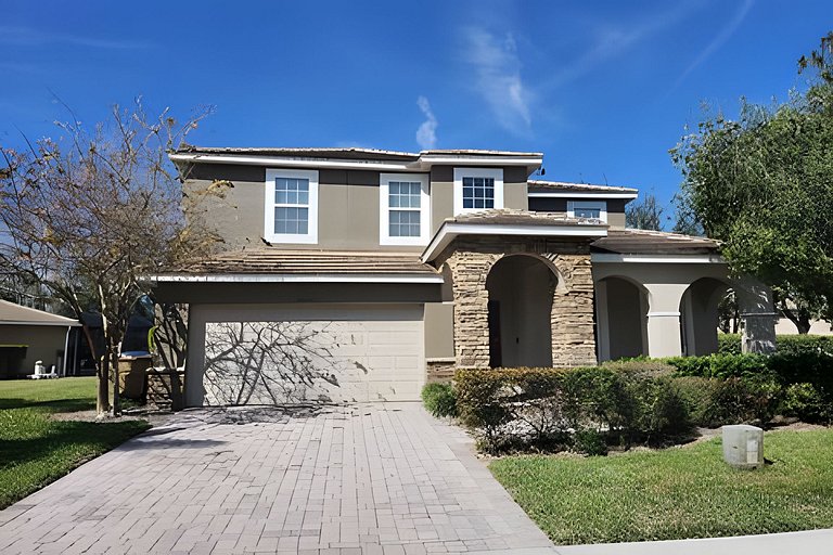 Short Term Vacation Rental Pool Home near Disney & malls