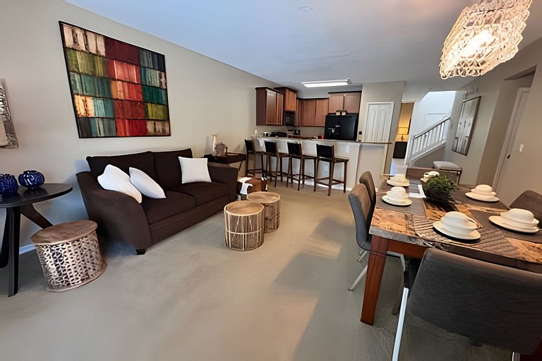 Short Term Vacation Rental Pool Home near Disney & malls