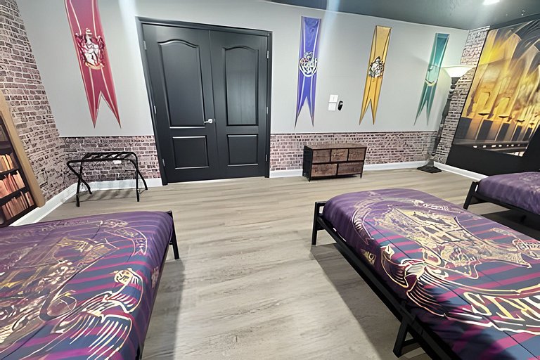 Champions Gate Pool, Games Themed Villa near Disney & Dine