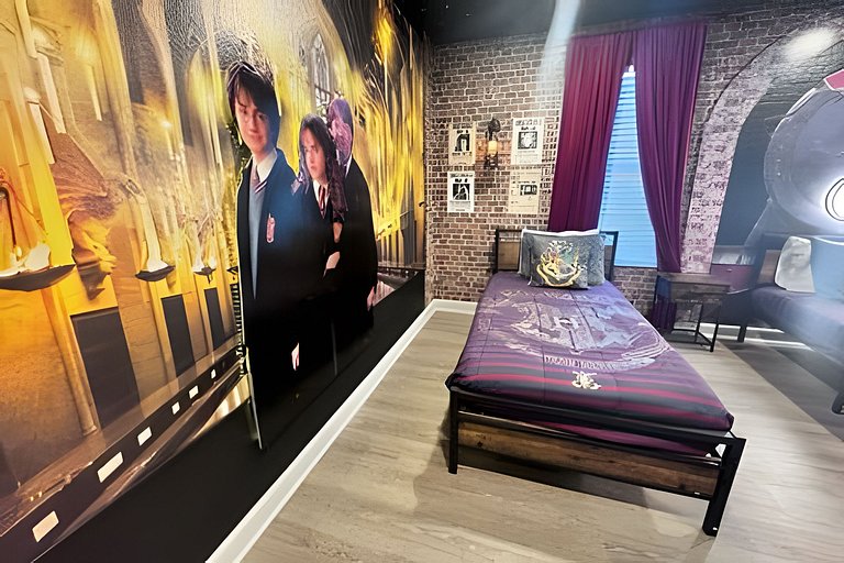 Champions Gate Pool, Games Themed Villa near Disney & Dine