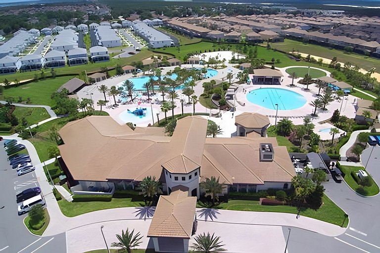 Champions Gate Pool, Games Themed Villa near Disney & Dine
