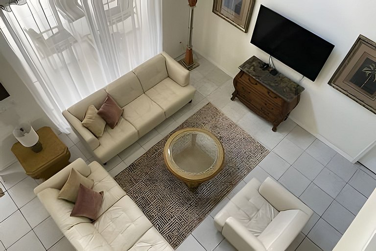 Emerald Island Resort : Pool & Games Room