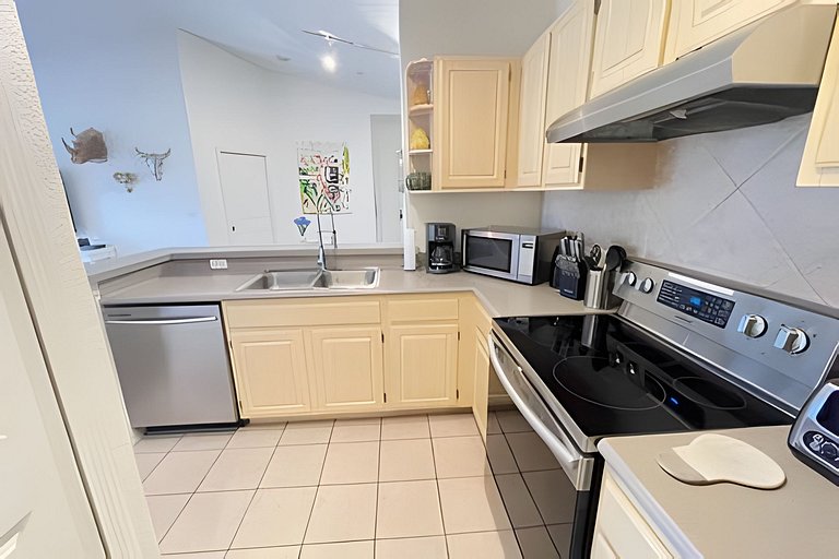 Short Term Vacation Rental Pool Home near Disney & malls