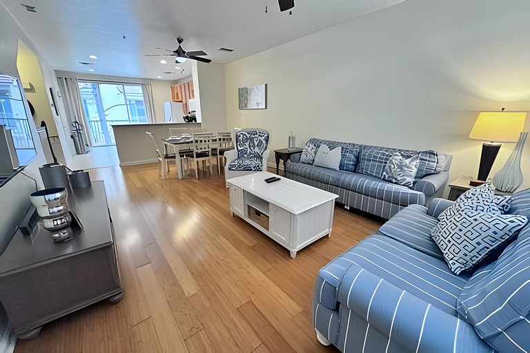 Vista Cay Short Term Vacation Rental near Convention Center
