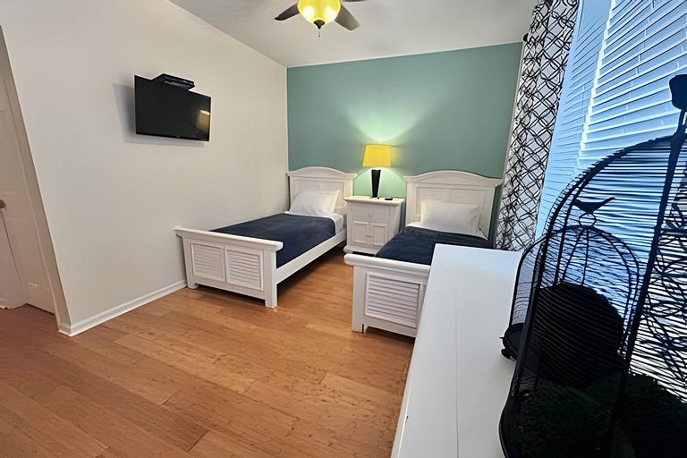 Vista Cay Short Term Vacation Rental near Convention Center