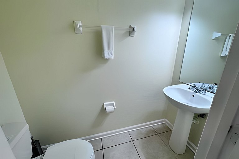 Vista Cay Short Term Vacation Rental near Convention Center