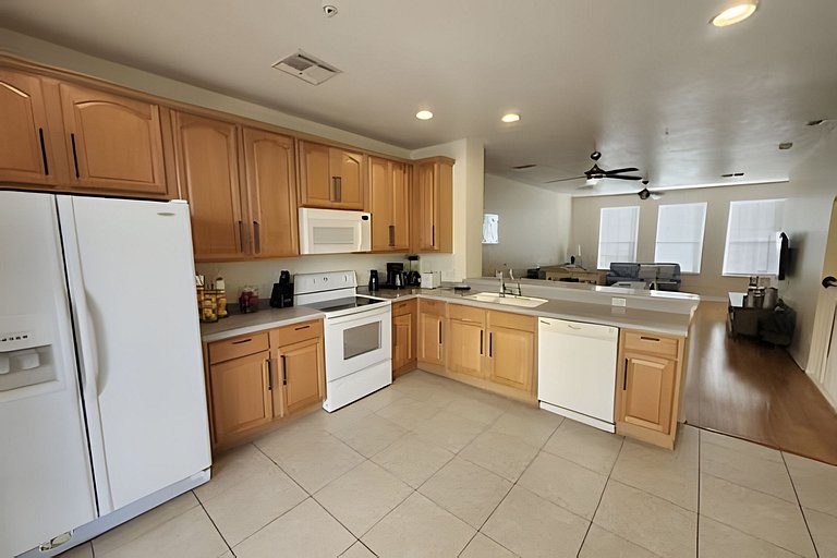 Vista Cay Short Term Vacation Rental near Convention Center