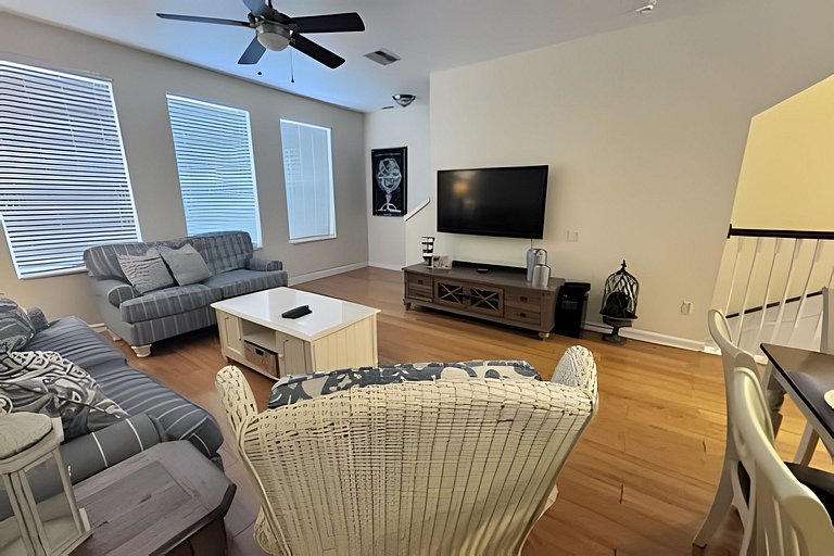 Vista Cay Short Term Vacation Rental near Convention Center